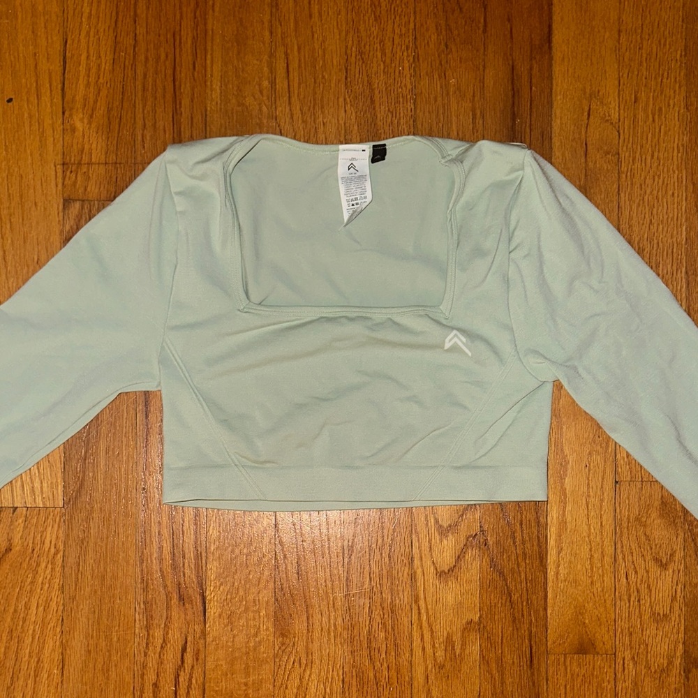 Oner Active Effortless Square Neck Crop Long Sleeve Top